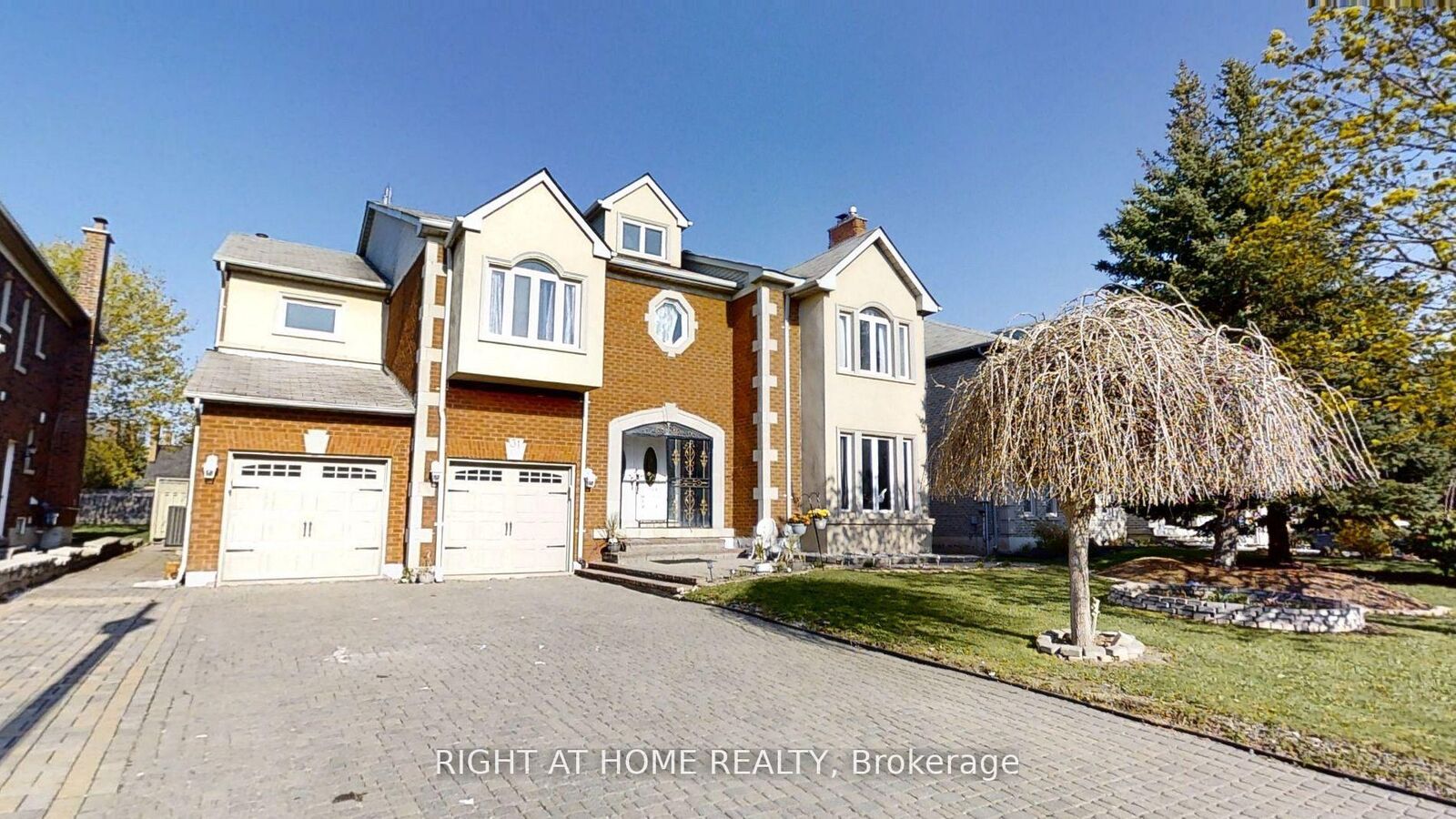 Property Photo:  31 Northgate Crescent E  ON L4B 2K8 