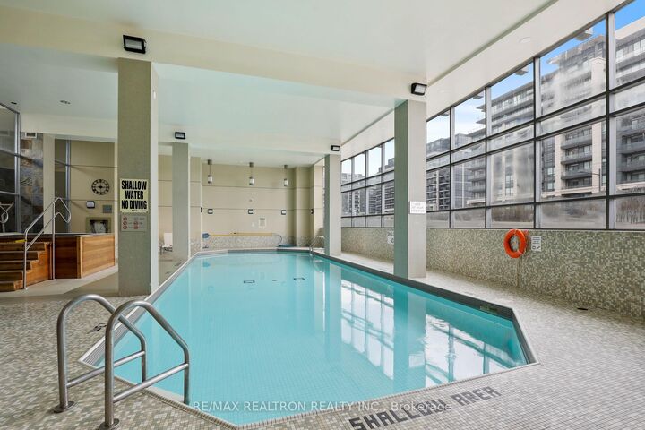 Property Photo: 48 Suncrest Boulevard 112 ON L3T 7Y5
