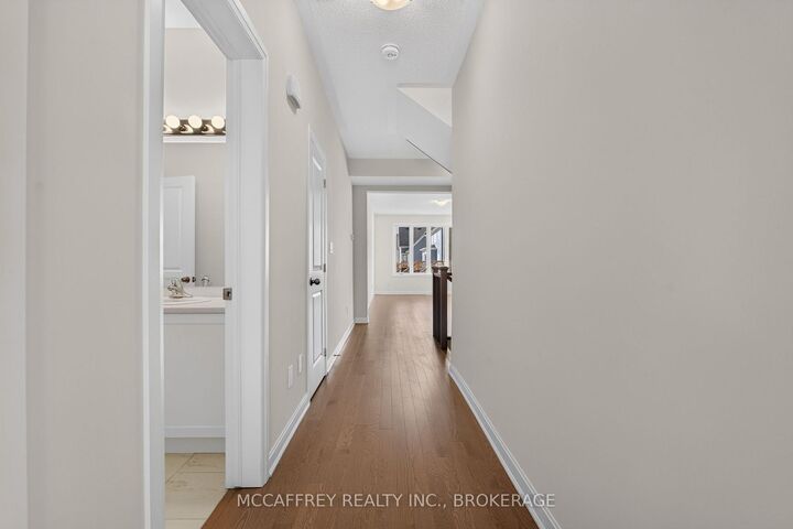 19 Oakmont Drive — photo 1