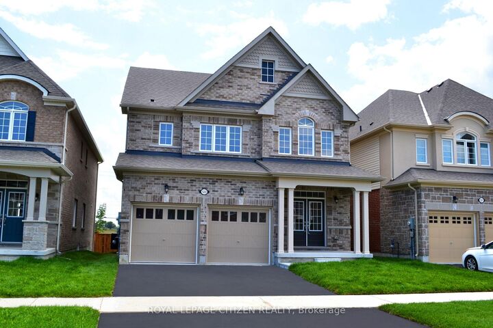 123 Cliff Thompson Crescent — photo 1