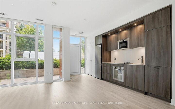 30 Inn On The Park Drive 206 — photo 1