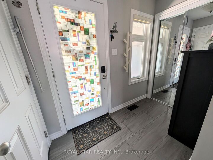 Property Photo:  544 Roundleaf Way  ON K2V 0K1 
