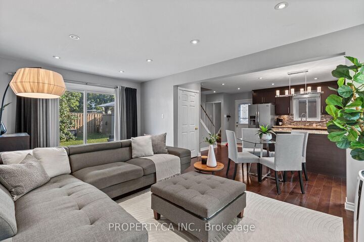 Photo de la propriété:  37 Gladstone Square  ON L6S 2H5 