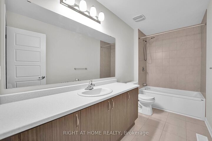 Property Photo:  57 Placette Stitch Mews  ON K0A 2Z0 
