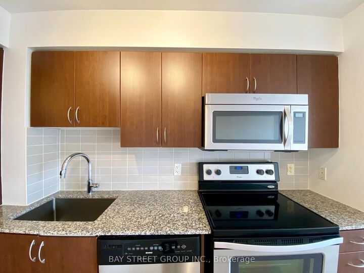 Property Photo: 370 Highway 7 E N/A 925 ON L4B 0C4