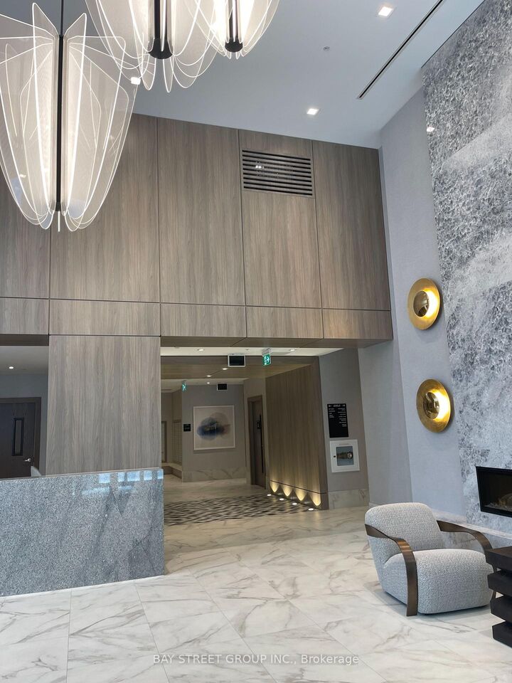 Property Photo:  75 James Street S 2511  ON L8P 2Y9 