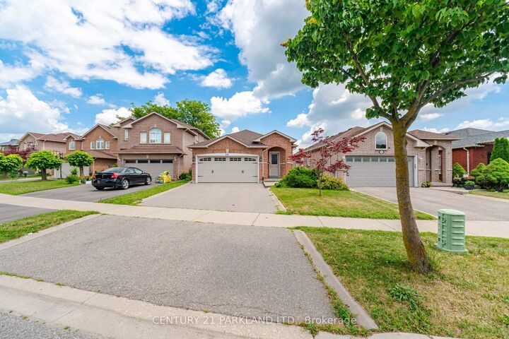 Property Photo: 148 Solway Avenue ON L6A 2X2