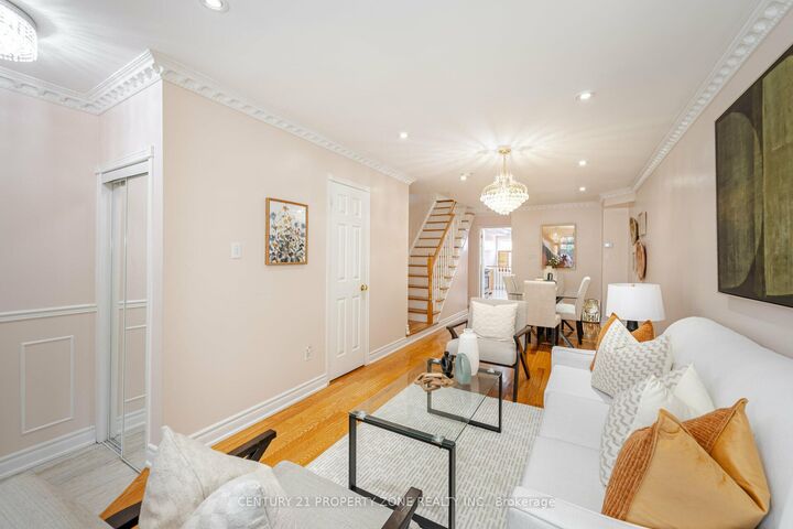 Property Photo: 86 Rory Road ON M6L 3G1