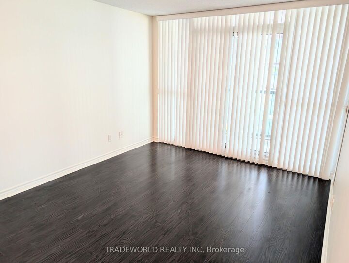 Property Photo:  19 Grand Trunk Crescent 907  ON M5J 3A3 