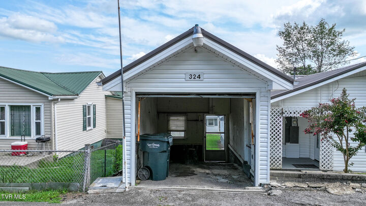 Property Photo:  324 Royal Street  TN 37745 