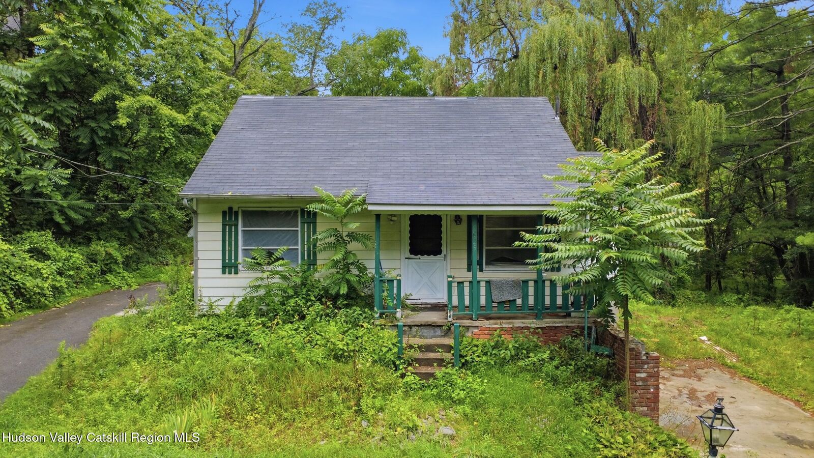 Property Photo: 2625 New York 32 NY 12401