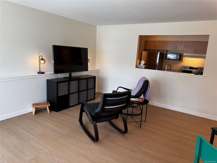 Property Photo: 840 Braidwood Rd #2 BC V9N 3R9