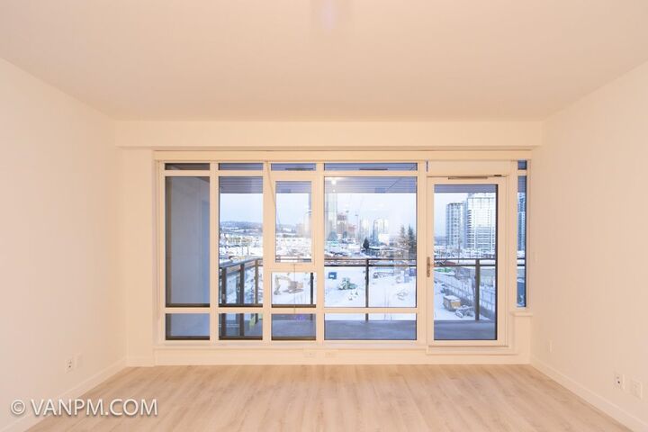 Property Photo:  2085 Skyline Court 405  BC V5C 0M6 