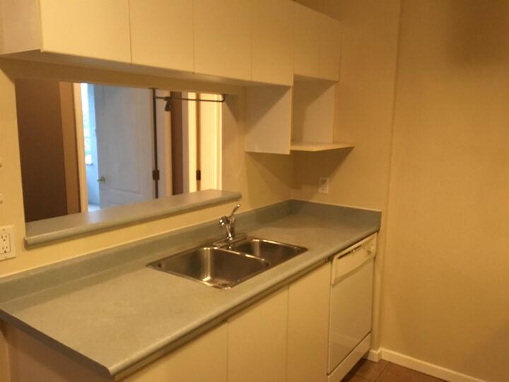 Property Photo:  3489 Ascot Place Avenue 206  BC V5R 6B6 