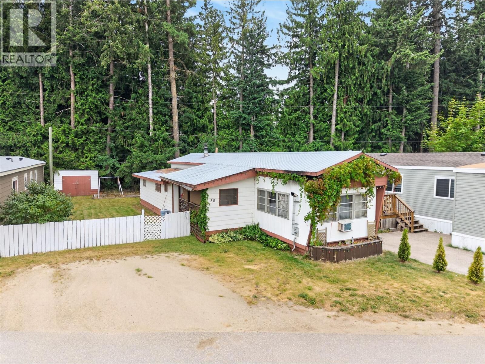 Property Photo: 501 Kappel Street 30 BC V0E 2V1