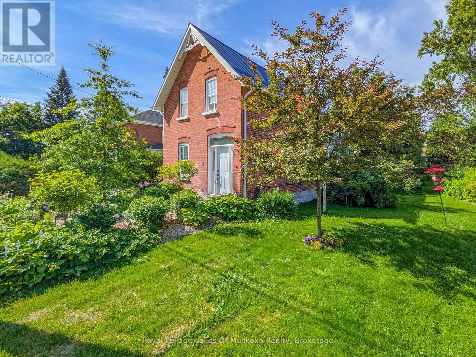 Property Photo: 212 James Street ON P1L 2B8