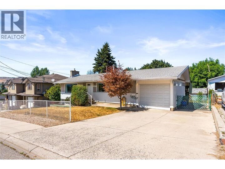 Property Photo: 1603 43rd Avenue BC V1T 3K2