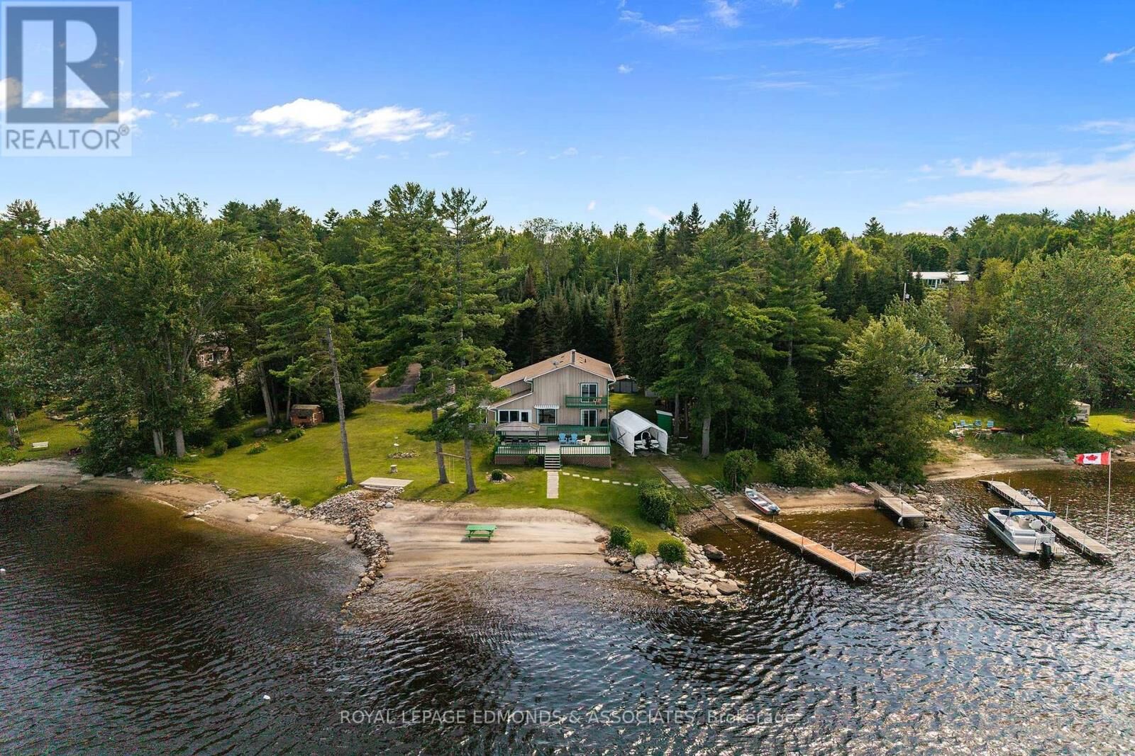 Property Photo: 382 Greenway Drive ON K0J 2L0