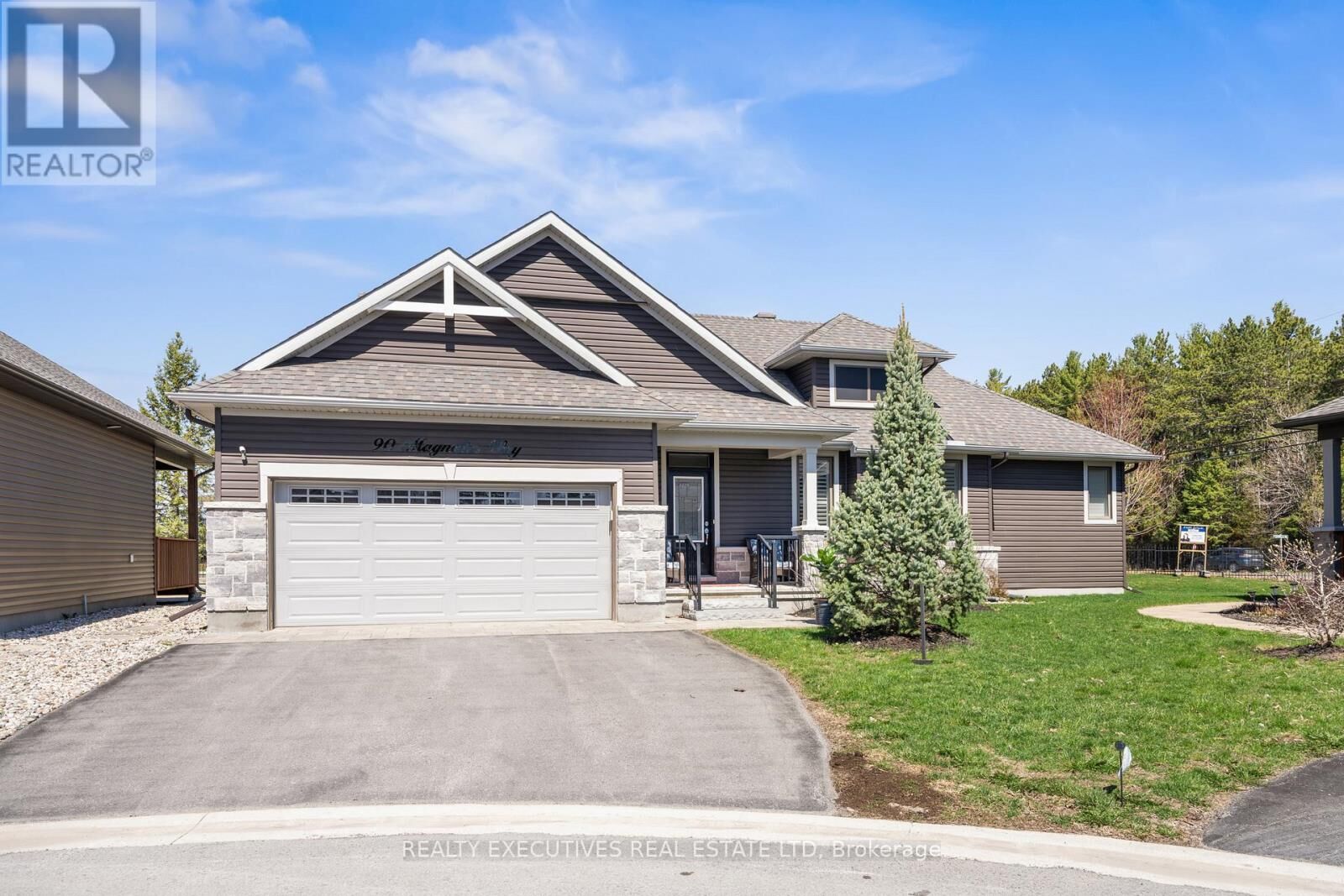 Property Photo:  90 Magnolia Way  ON K0G 1J0 