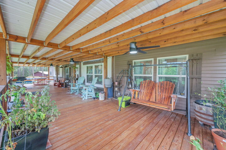 Property Photo:  737 Hemphill Road  FL 32435 