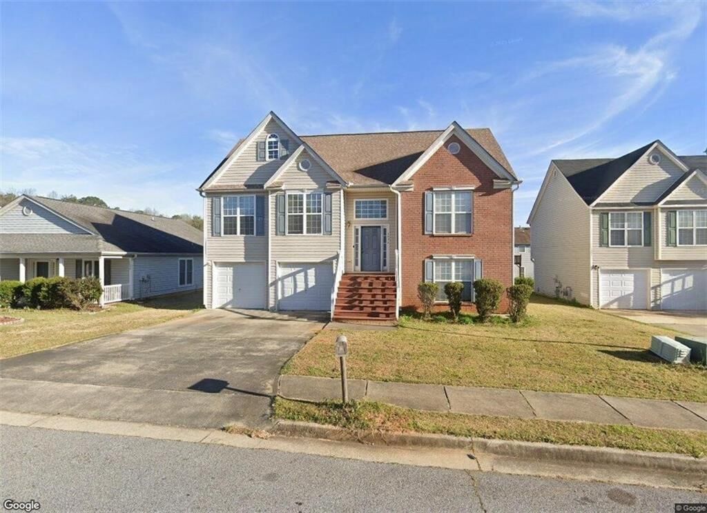 Property Photo: 2836 Amerson Trail GA 30294