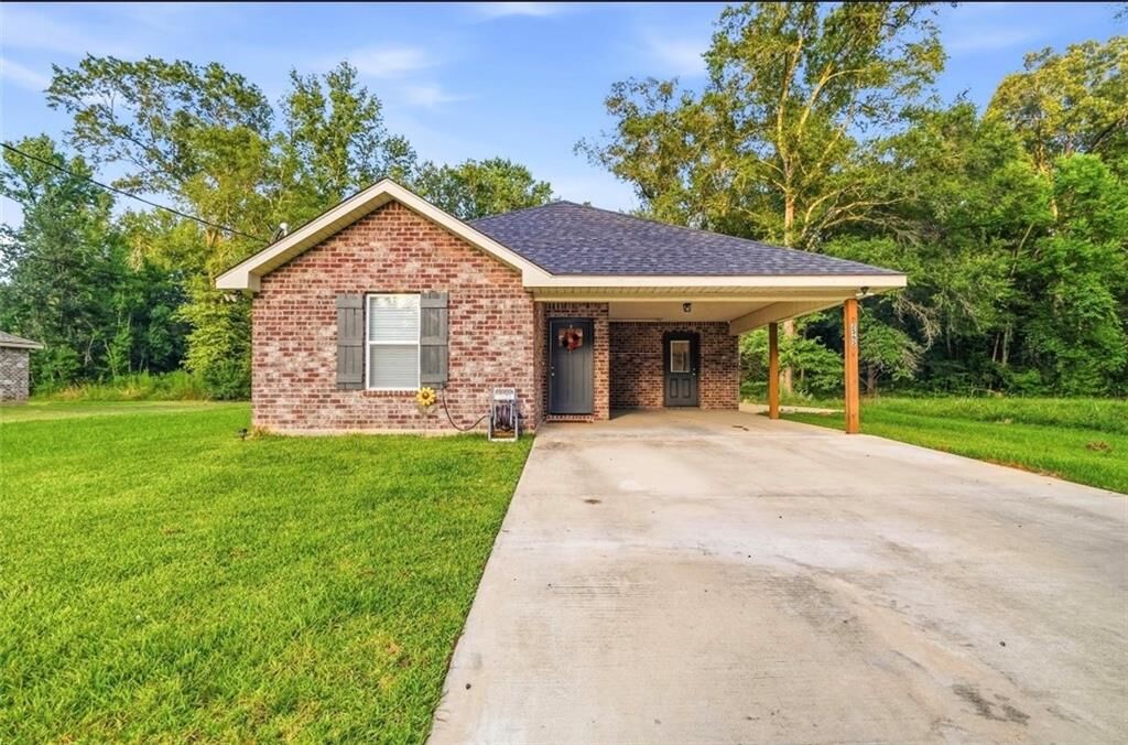 Property Photo:  2565 Hickory Hill Road  LA 71360 