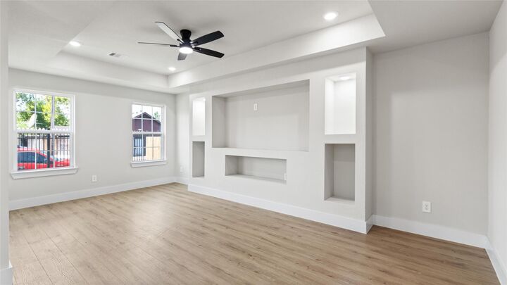 Property Photo: 6619 Canal Street TX 77011