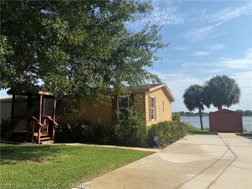 Property Photo:  3263 Lake Hill Drive  FL 33852 