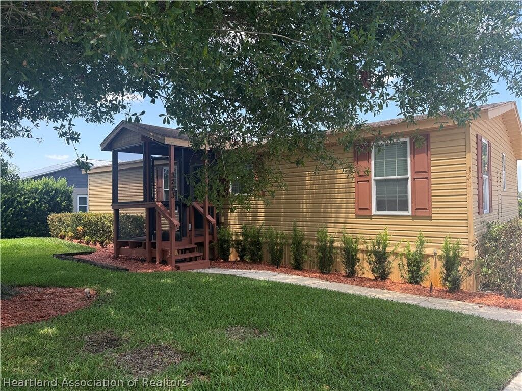 Property Photo: 3263 Lake Hill Drive FL 33852