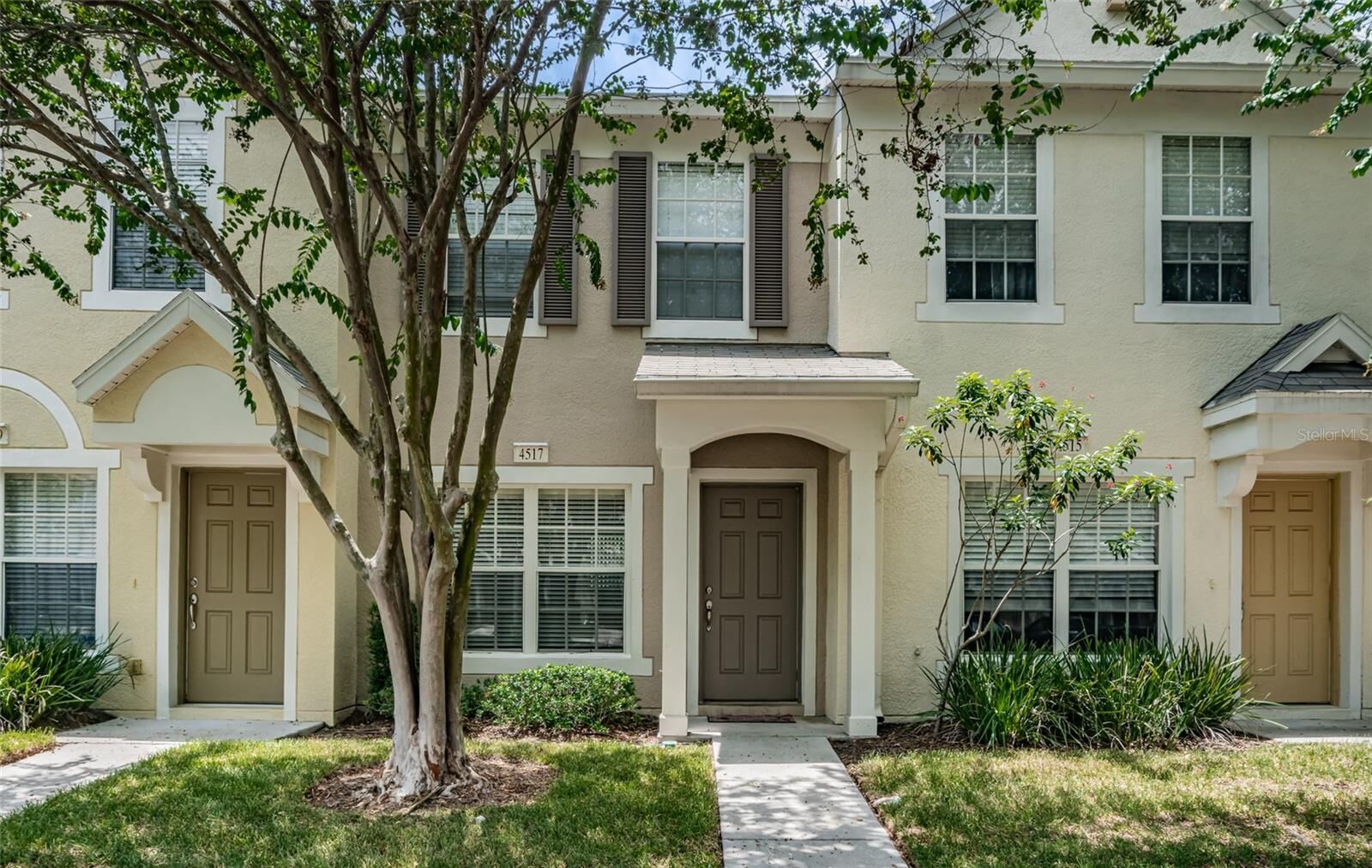 Property Photo: 4517 Kennewick Place FL 33578