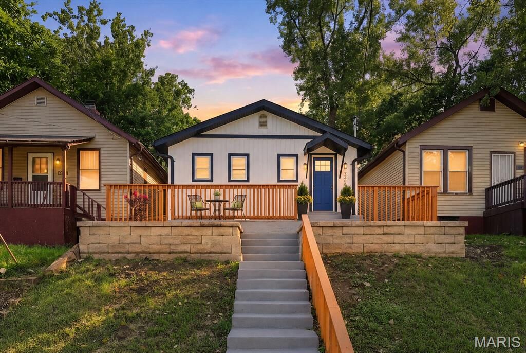 Property Photo: 7208 Page Avenue MO 63133
