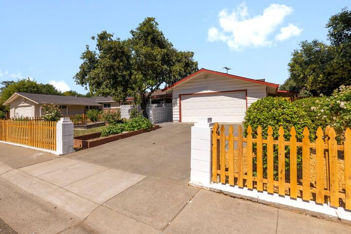 Property Photo: 9133 Rosewood Drive CA 95826