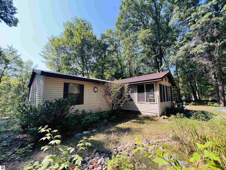 Property Photo:  9401 House Trail  MI 49665 