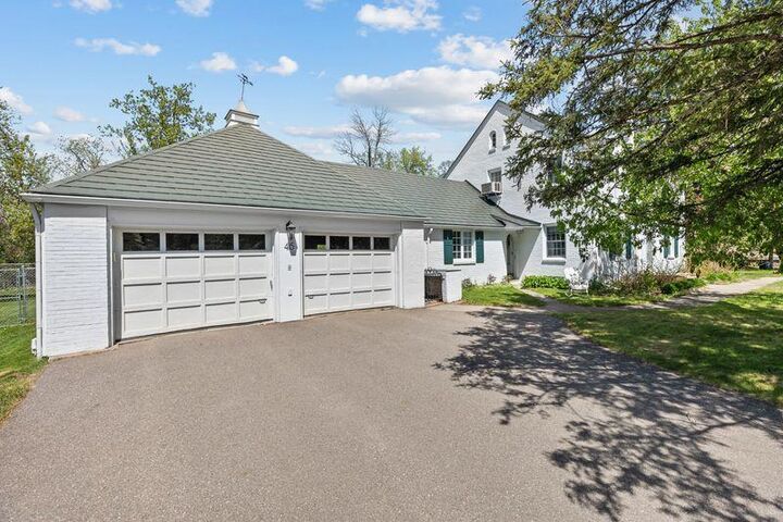 Property Photo: 415 Bluff Avenue MN 56401