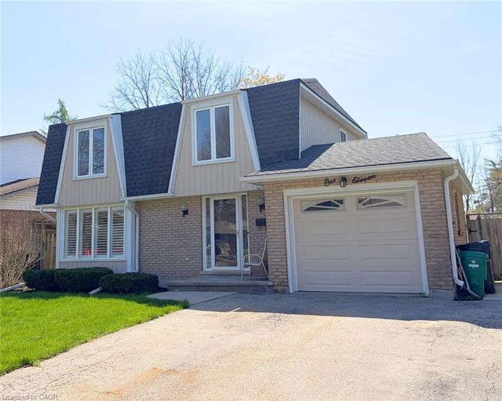 111 Manor Drive — photo 1
