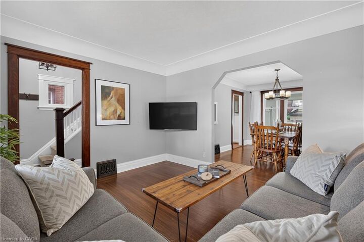Property Photo: 147 Melrose Avenue N ON L8L 6X5