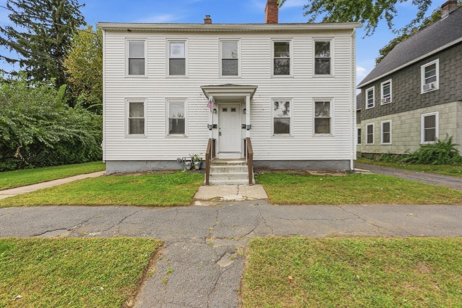 Property Photo: 5 Princeton St MA 01085