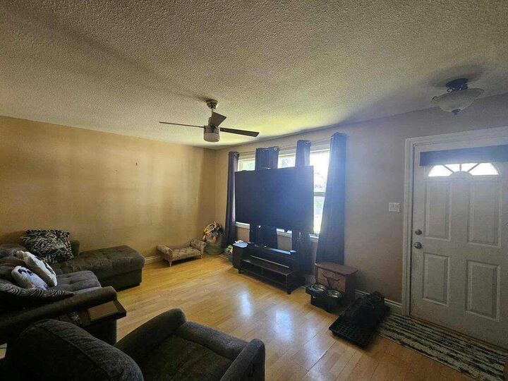Property Photo: 4817 40 Street SK S9V 0C3