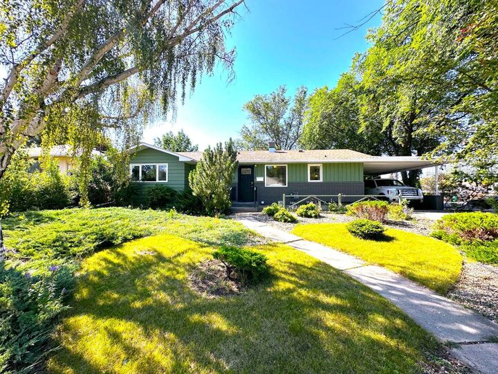 1806 13 Avenue S — photo 1