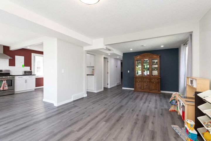 Property Photo: 116 S 1 Street W AB T0K 1J0