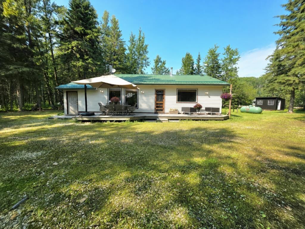 Property Photo: 14 Marten Drive AB T0G 2A0
