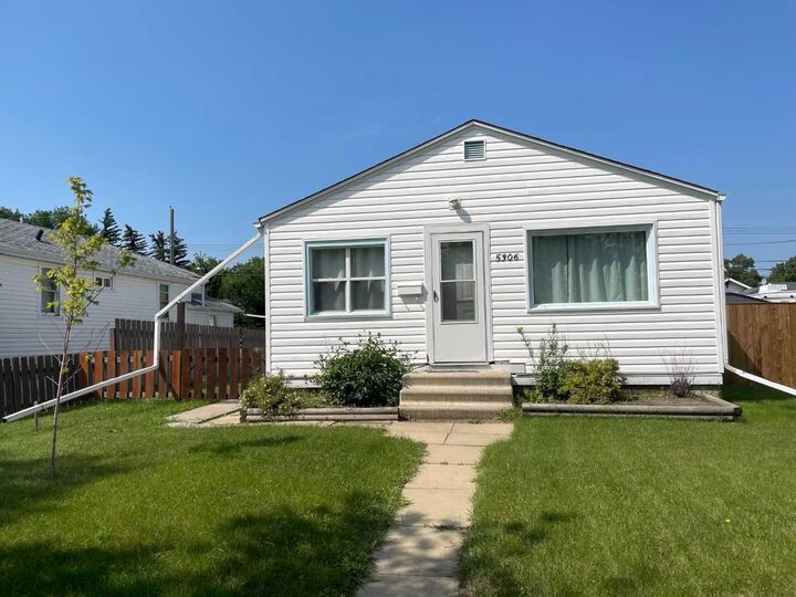 5306 50 Street — photo 1