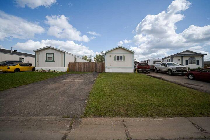 216 Cree Road — photo 1