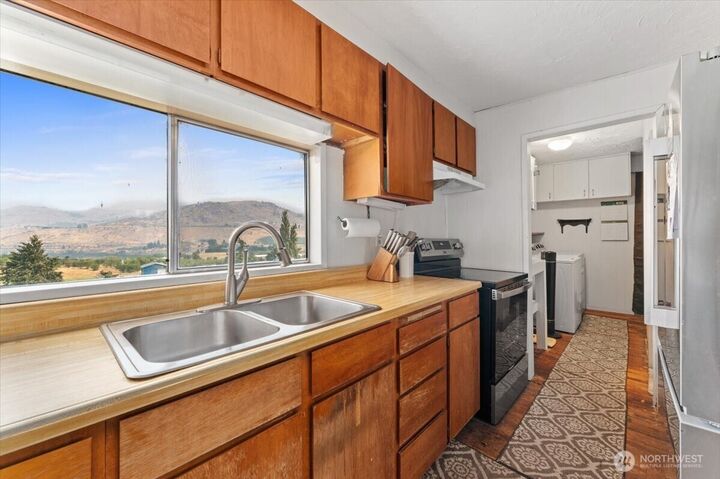 Property Photo: 1638 Green Avenue WA 98831