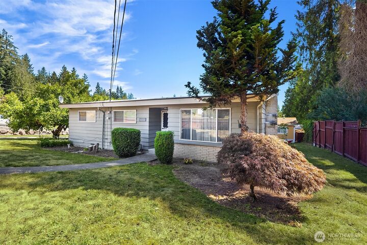 Property Photo: 16727 1st Avenue SE WA 98012