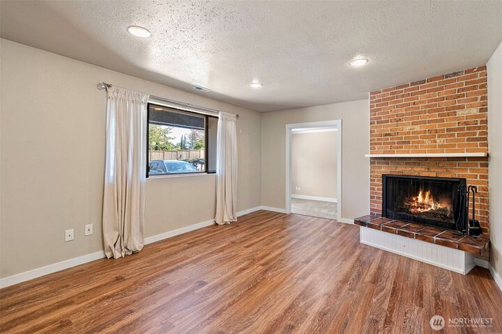 Property Photo: 4708 Alameda Avenue W WA 98466