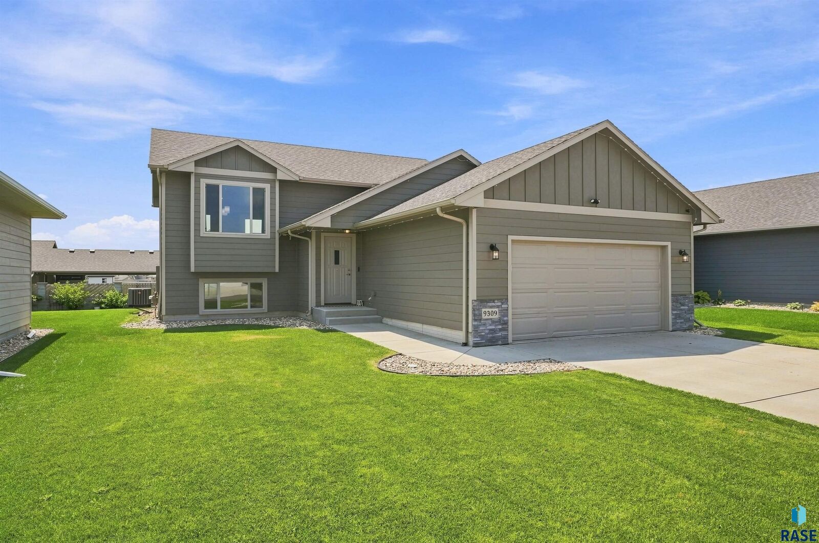 Property Photo:  9309 W Colton St  SD 57106 