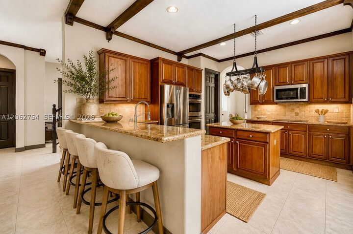 Property Photo: 7601 SW 187th St FL 33157