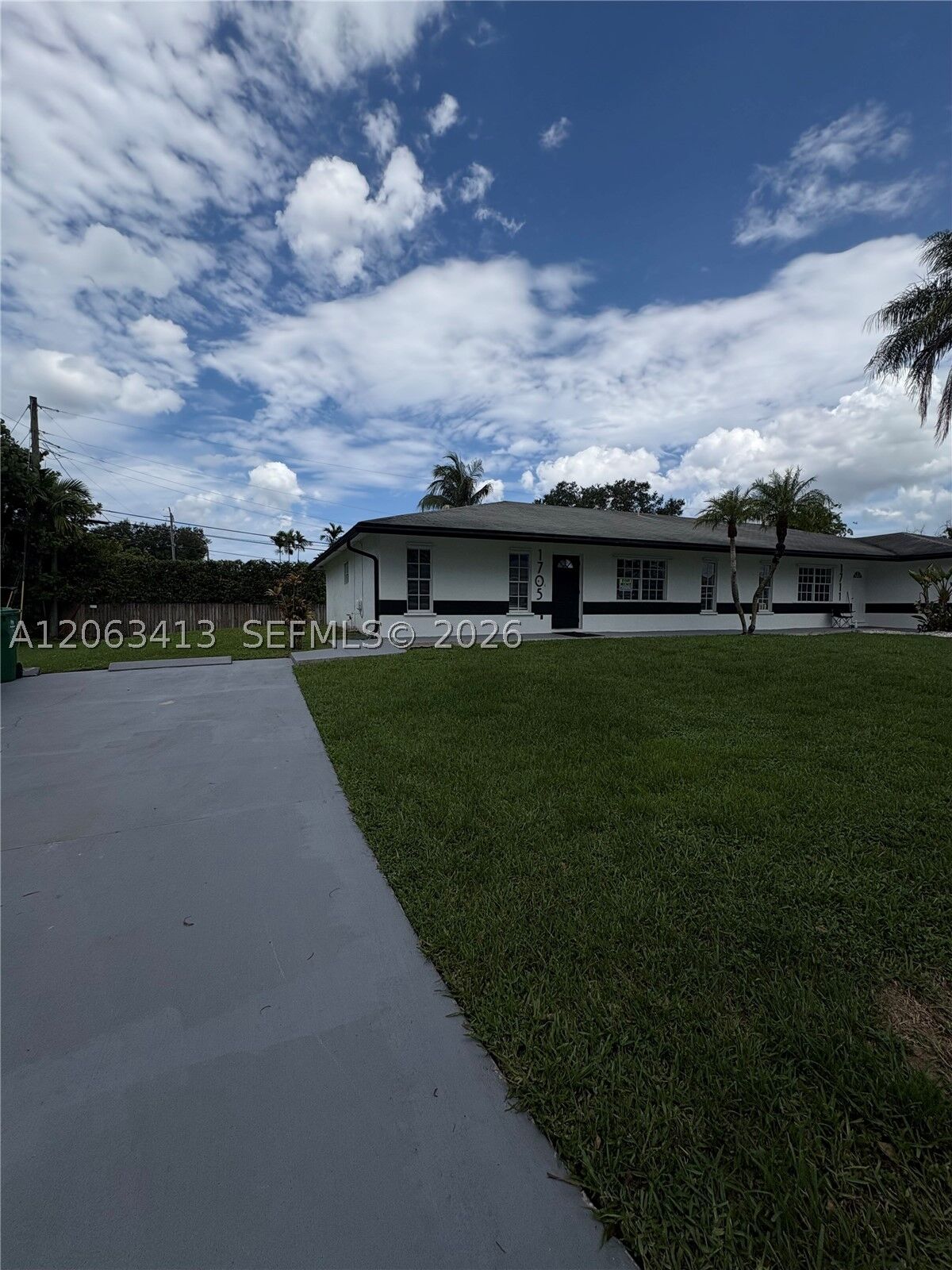 Property Photo: 1705 SW 100th Ave 1-2 FL 33025