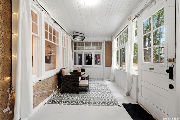 Property Photo: 2273 Cameron Street SK S4T 2V9